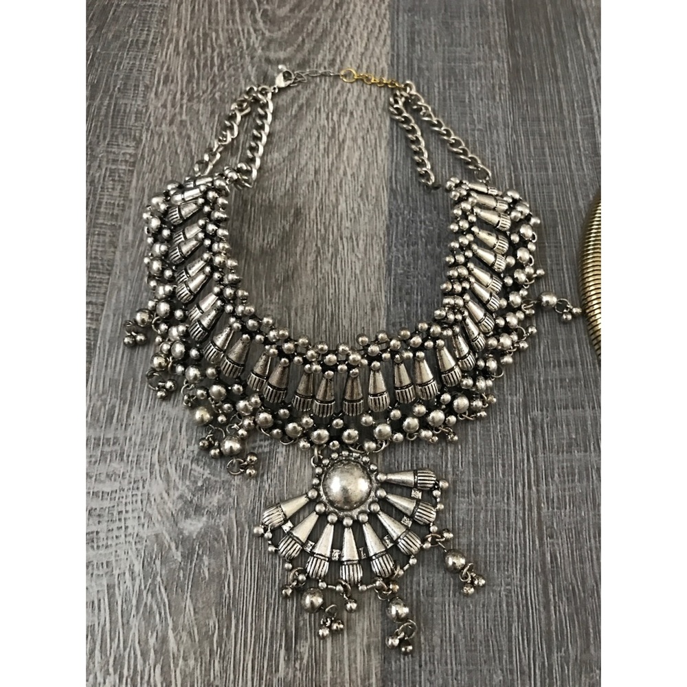 Necklaces - Picture 2 of 5